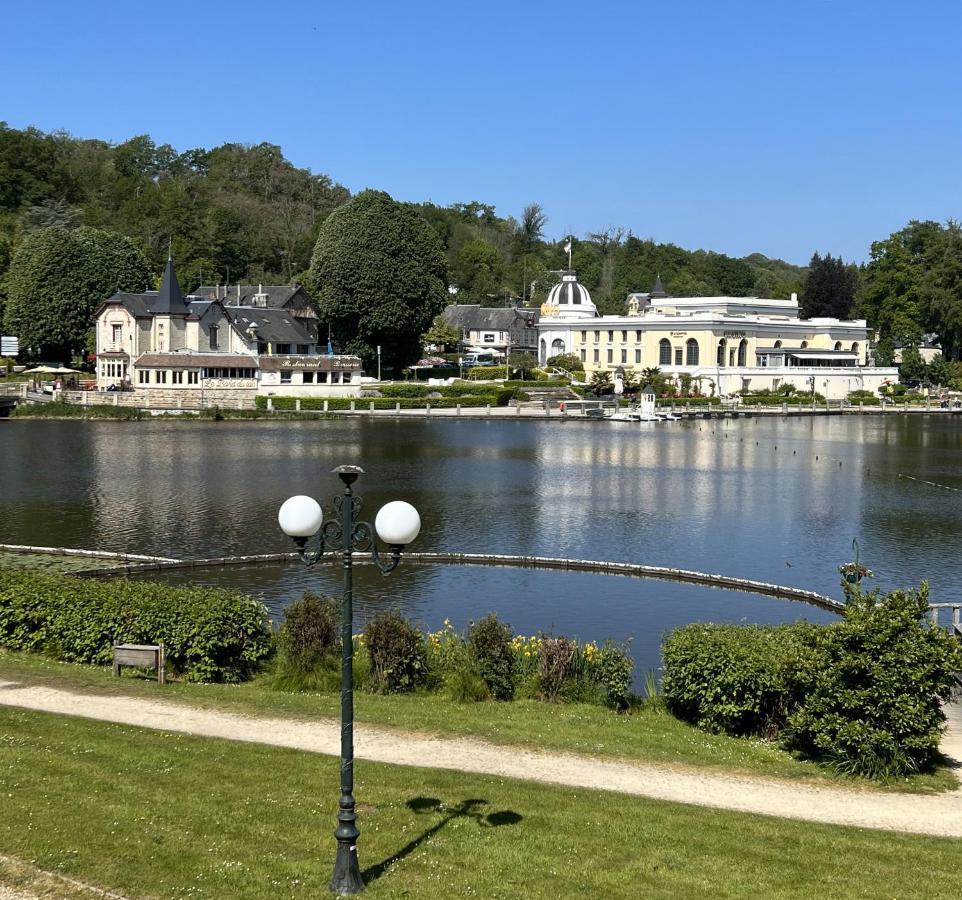 مبيت وإفطار Bagnoles de l'Orne Normandie Manoir De La Prise Tarot المظهر الخارجي الصورة