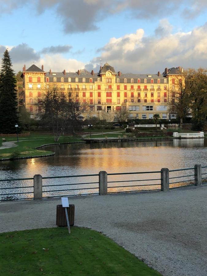 مبيت وإفطار Bagnoles de l'Orne Normandie Manoir De La Prise Tarot المظهر الخارجي الصورة